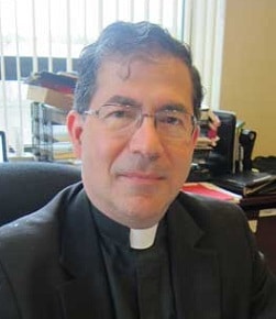 Frank Pavone cancels Mass but vows legal action after Vatican dismisses him from priesthood